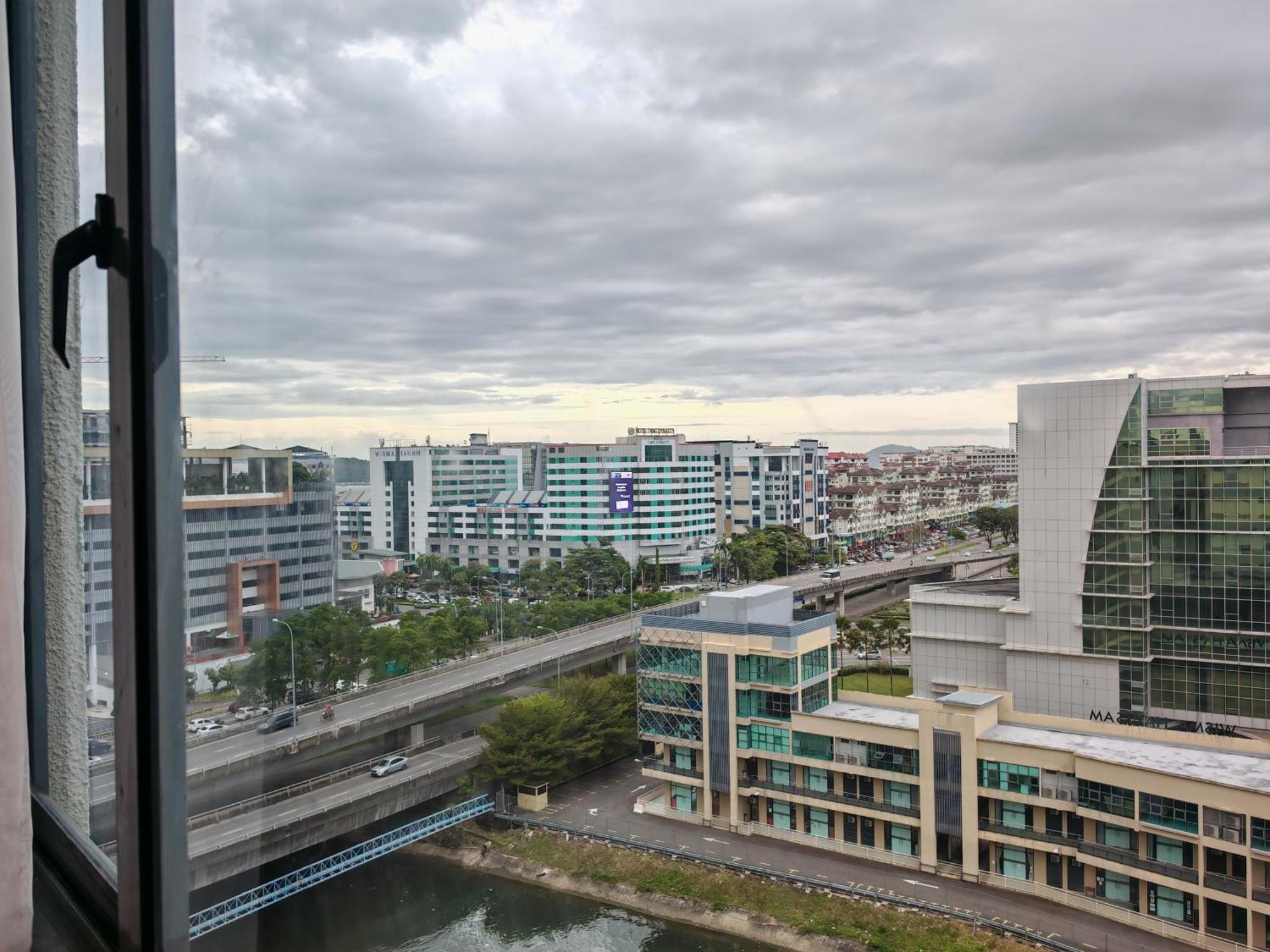 Meetsuite At Ming Garden Apartment