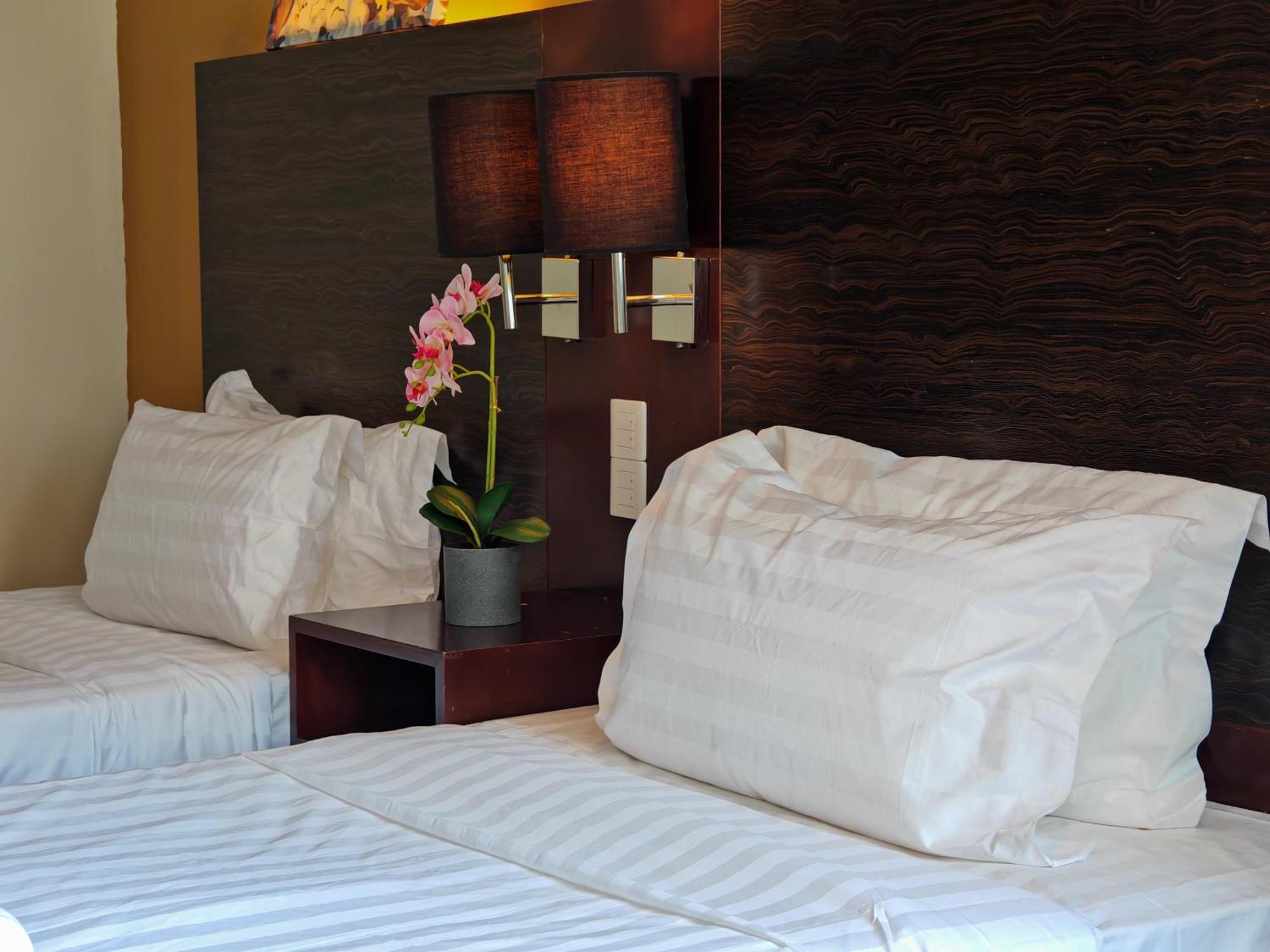 Meetsuite At Ming Garden Kota Kinabalu
